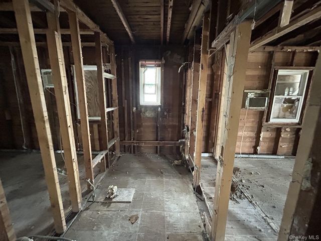 44 Osage Street, Selden, NY 11784