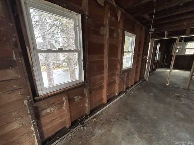 44 Osage Street, Selden, NY 11784