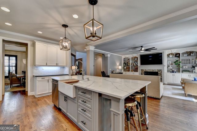 787 Village Manor Place, Suwanee, GA 30024