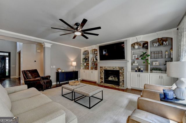 787 Village Manor Place, Suwanee, GA 30024