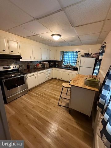 36 PHILADELPHIA AVE, Reading, PA 19607