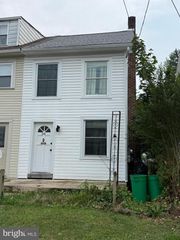 36 PHILADELPHIA AVE, Reading, PA 19607