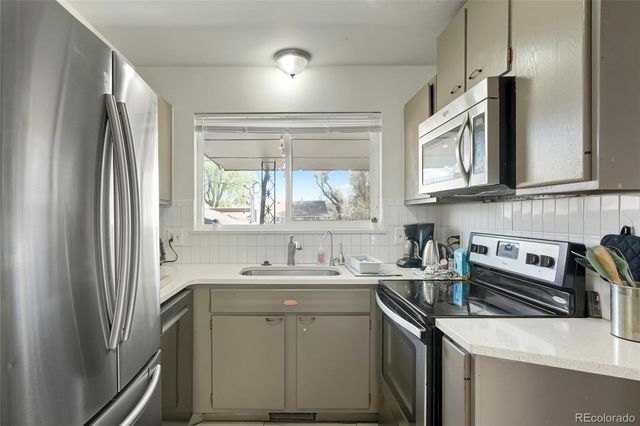 1570 Tamarac Street, Denver, CO 80220