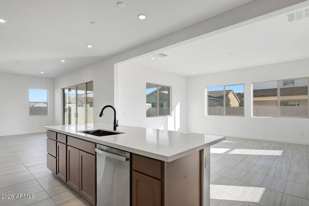 2337 E LECCINO Drive, San Tan Valley, AZ 85140 — photo 3