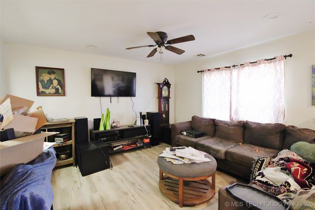 18234 S 80th West Avenue, Mounds, OK 74047