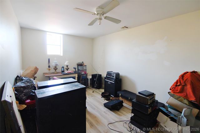 18234 S 80th West Avenue, Mounds, OK 74047