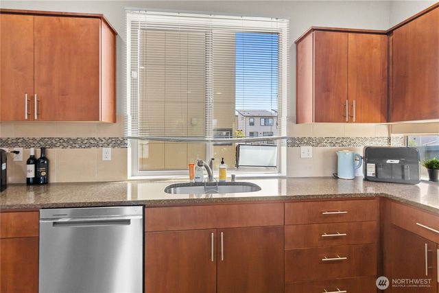 314 Bremerton Avenue NE, Renton, WA 98059