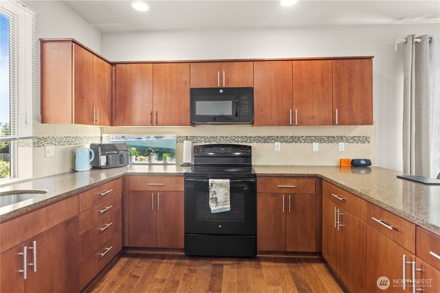 314 Bremerton Avenue NE, Renton, WA 98059