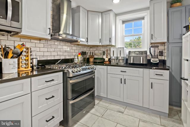 12 LIBERTY PKWY, Baltimore, MD 21222
