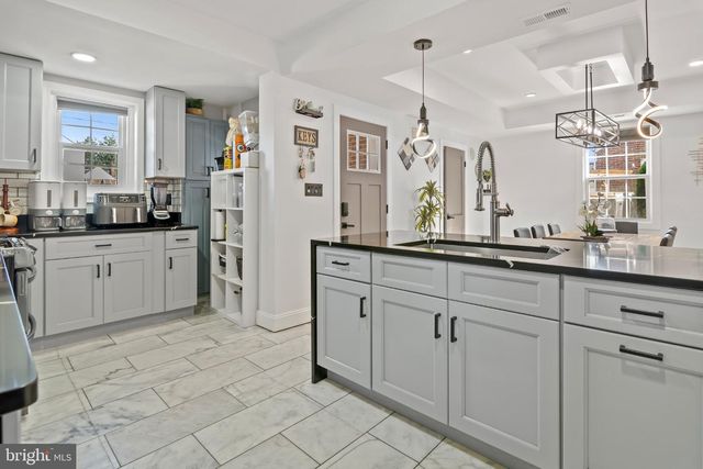 12 LIBERTY PKWY, Baltimore, MD 21222