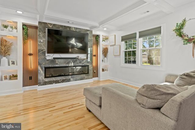 12 LIBERTY PKWY, Baltimore, MD 21222