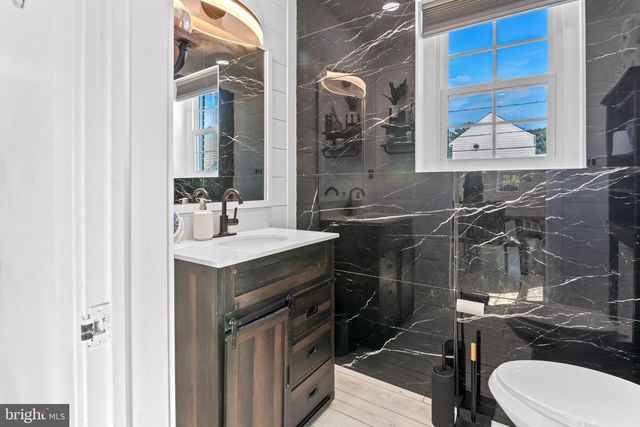 12 LIBERTY PKWY, Baltimore, MD 21222