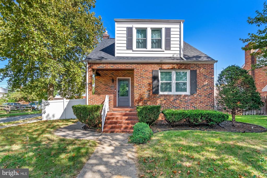 12 LIBERTY PKWY, Baltimore, MD 21222