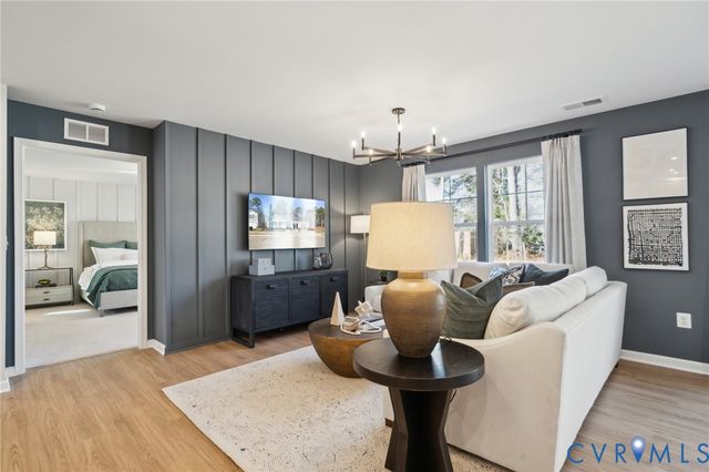 421 Rivanna Hill Rd, Glen Allen, VA 23060