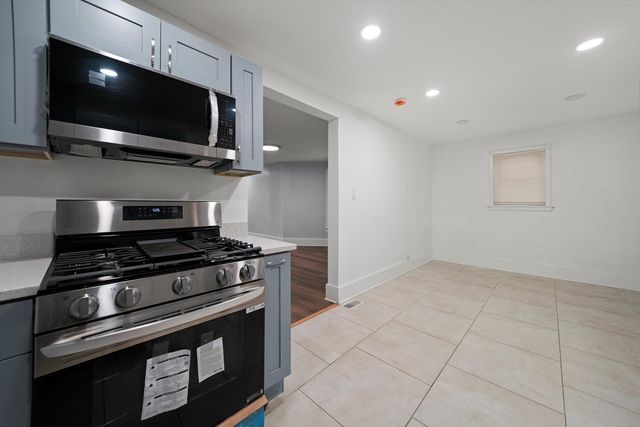 15612 LOOMIS Avenue, Harvey, IL 60426