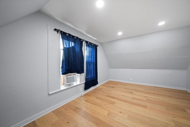 15612 LOOMIS Avenue, Harvey, IL 60426