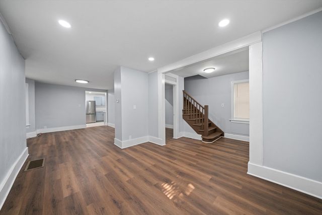 15612 LOOMIS Avenue, Harvey, IL 60426