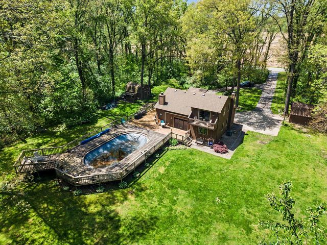 2101 N 350 E, Rolling Prairie, IN 46371