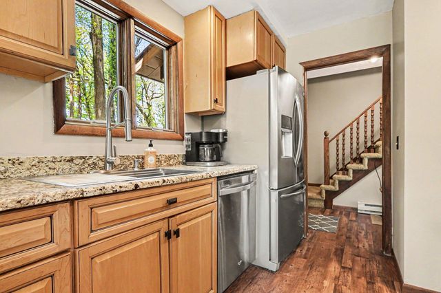 2101 N 350 E, Rolling Prairie, IN 46371