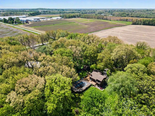 2101 N 350 E, Rolling Prairie, IN 46371