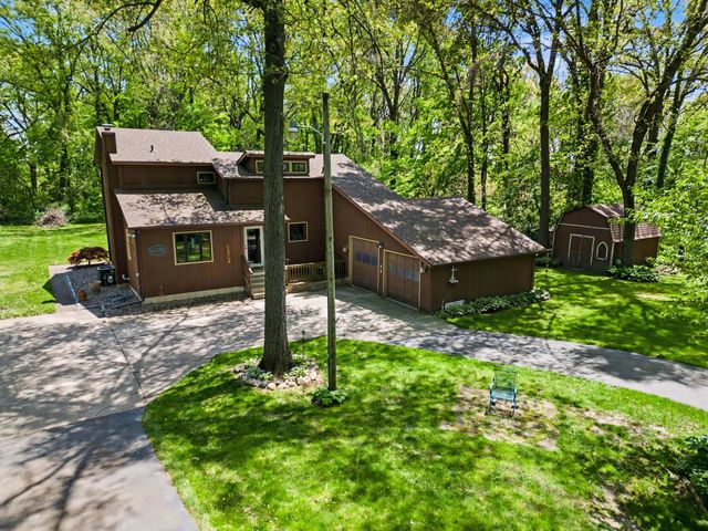 2101 N 350 E, Rolling Prairie, IN 46371