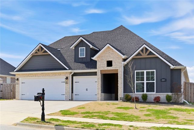 2109 Bergman Road, Pea Ridge, AR 72751