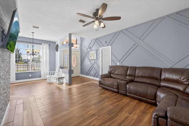 4613 MARINER BOULEVARD, Spring Hill, FL 34609