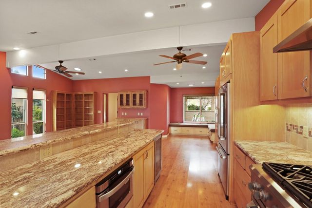 10636 Elkhorn Dr, Stockton, CA 95209