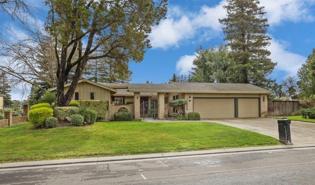 10636 Elkhorn Dr, Stockton, CA 95209