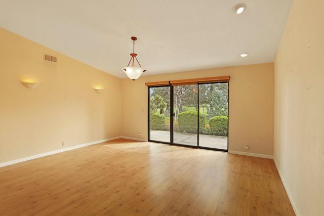 10636 Elkhorn Dr, Stockton, CA 95209