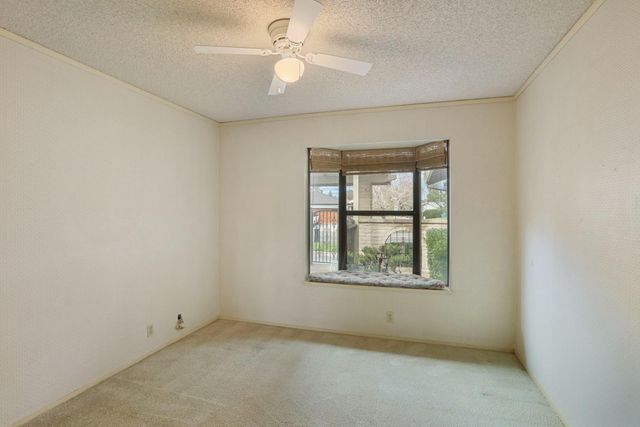 10636 Elkhorn Dr, Stockton, CA 95209