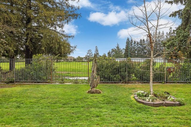 10636 Elkhorn Dr, Stockton, CA 95209