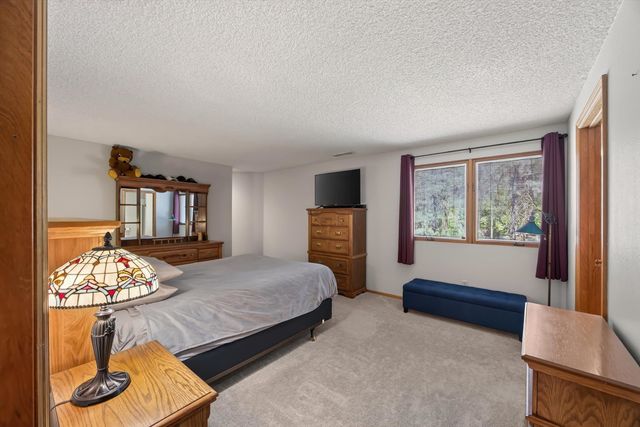 4410 E Silver Pine Rd, Colbert, WA 99005