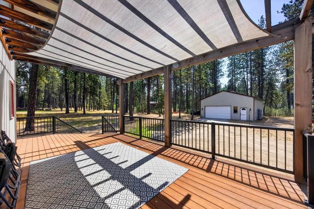 4410 E Silver Pine Rd, Colbert, WA 99005