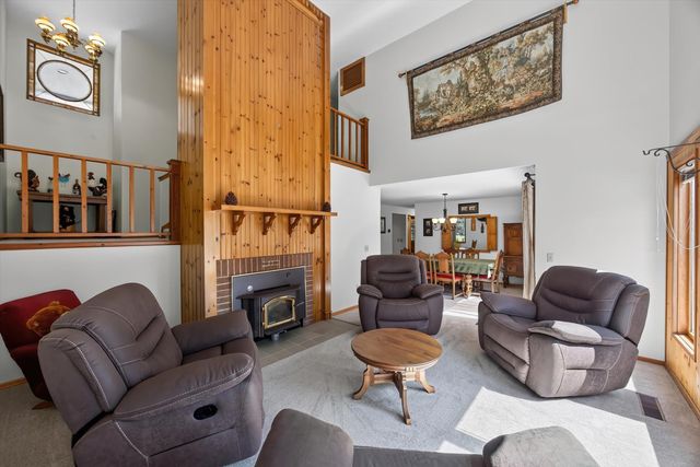 4410 E Silver Pine Rd, Colbert, WA 99005