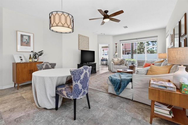 594 52ND TERRACE N, St Petersburg, FL 33703