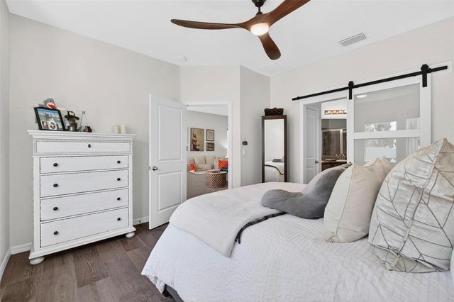 594 52ND TERRACE N, St Petersburg, FL 33703