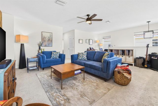 594 52ND TERRACE N, St Petersburg, FL 33703