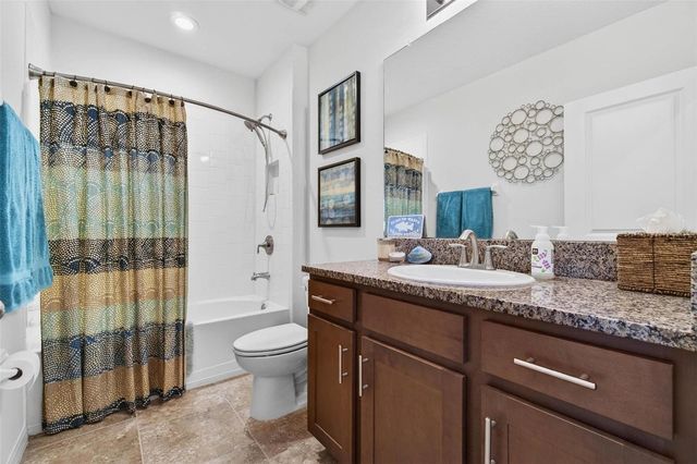 594 52ND TERRACE N, St Petersburg, FL 33703