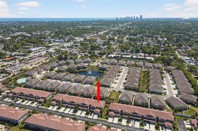 594 52ND TERRACE N, St Petersburg, FL 33703