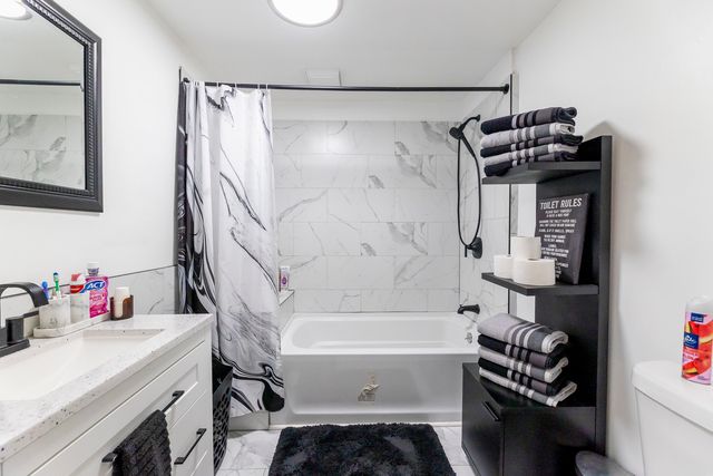 7740 Monitor Avenue, Burbank, IL 60459