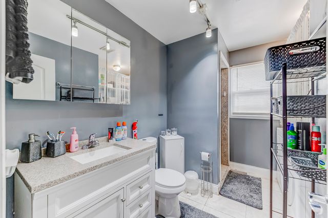 7740 Monitor Avenue, Burbank, IL 60459