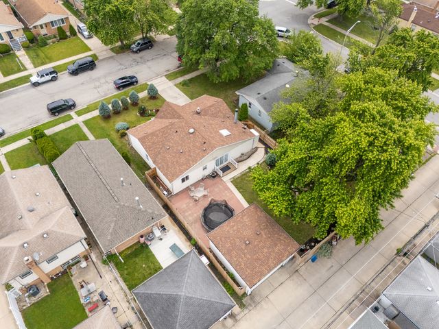 7740 Monitor Avenue, Burbank, IL 60459