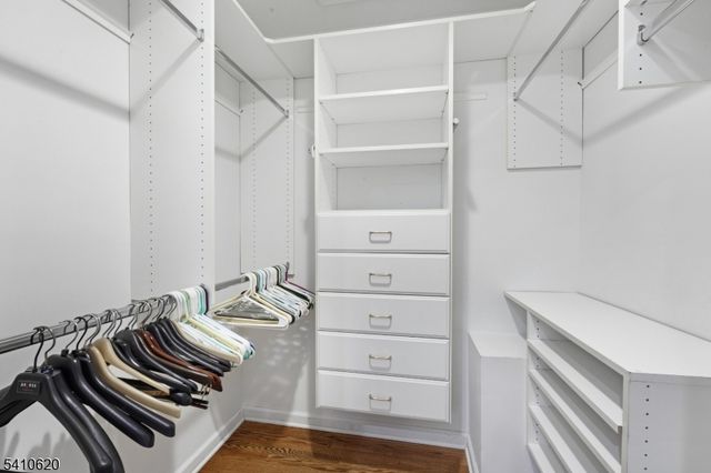 35 Roberts Cir, Bernards Twp., NJ 07920