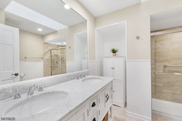 35 Roberts Cir, Bernards Twp., NJ 07920