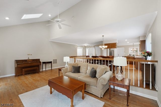 35 Roberts Cir, Bernards Twp., NJ 07920