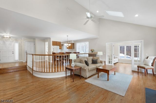 35 Roberts Cir, Bernards Twp., NJ 07920