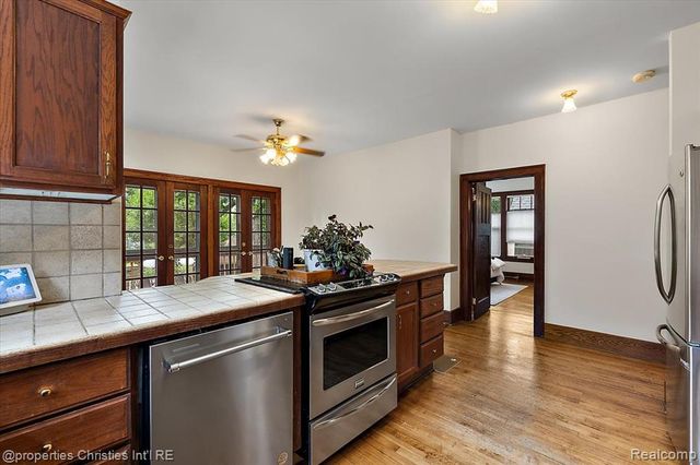 3417 Seminole Street, Detroit, MI 48214