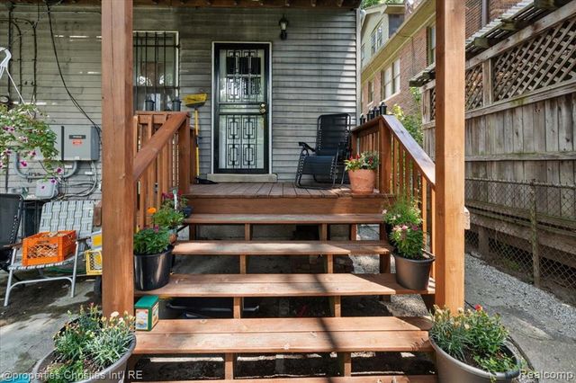 3417 Seminole Street, Detroit, MI 48214