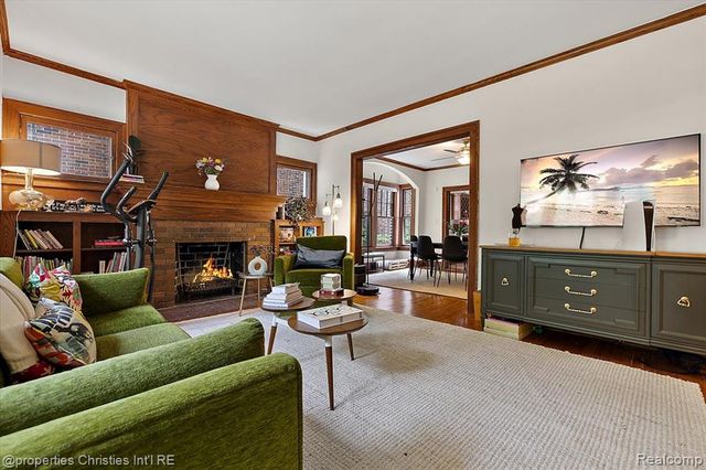 3417 Seminole Street, Detroit, MI 48214